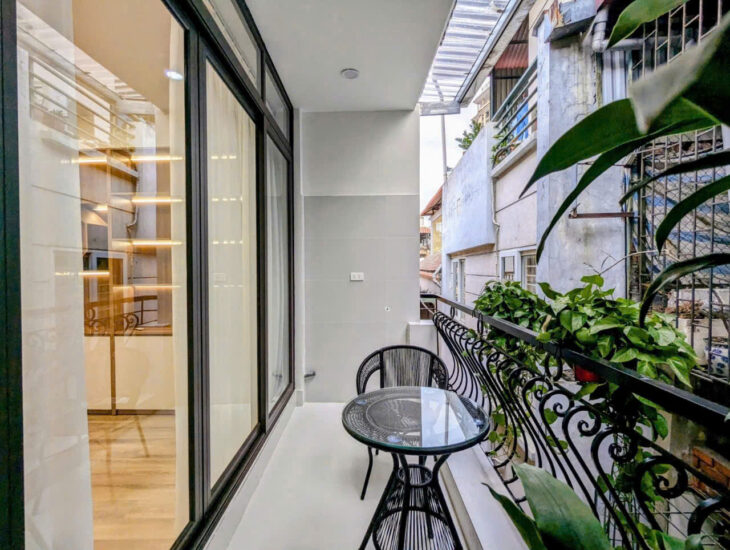 HOÀNG CẦU – Ô TÔ VÀO NHÀ, KINH DOANH, SÁT HỒ – 15.2 TỶ – SAU QH RA MẶT PHỐ, CỰC HIẾM