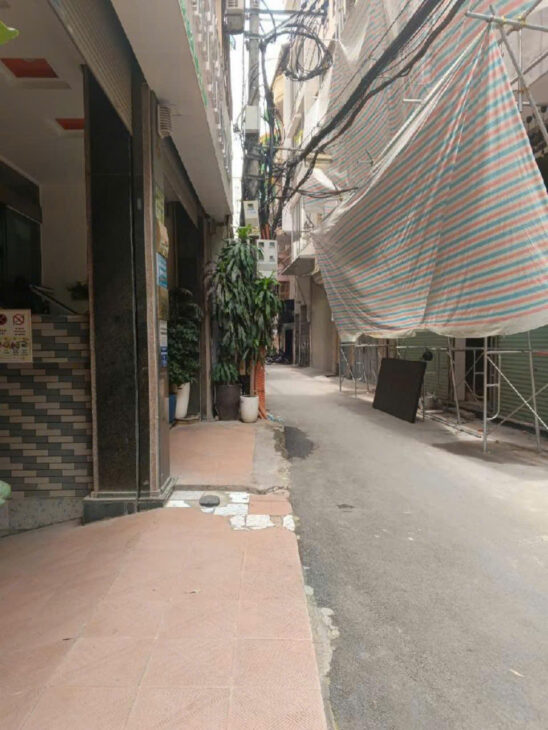 BÁN NHÀ PHÂN LÔ -PHỐ THÁ HÀ -NGÕ NÔNG- THOÁNG- DT 40M2-5 TẦNG.MT 3.7M-GIÁ CHỈ 12.5 TỶ