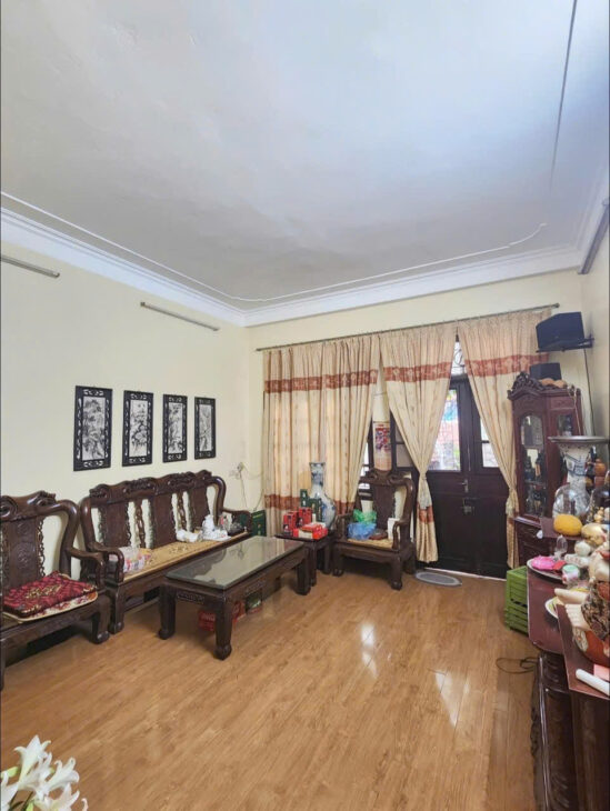 siêu phẩm 2 mặt phố,vỉa hè kinh doanh tấp nập,ba bước ra tây hồ,96m2,5T,nhỉnh 28 tỷ