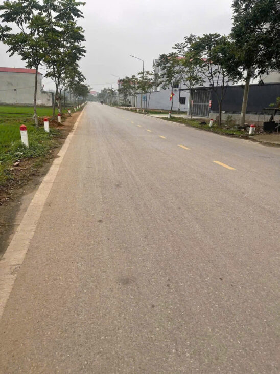 MÌNH CẦN BÁN LÔ ĐẤT ĐẸP Ở THỊ TRẤN THẮNG-H.HIỆP HÒA-BẮC GIANG