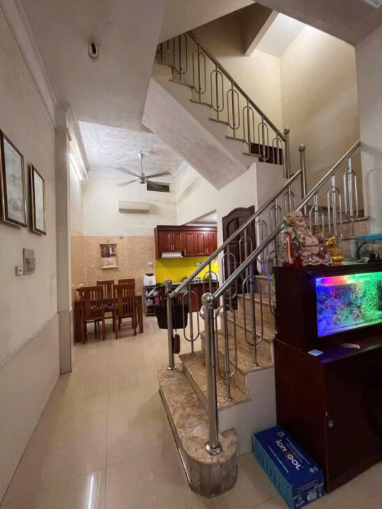 Siêu phẩm nhà dân xây , ngõ thông thoáng , chắc chắn , dân trí văn minh , an sinh đỉnh. 40 x 5, giá