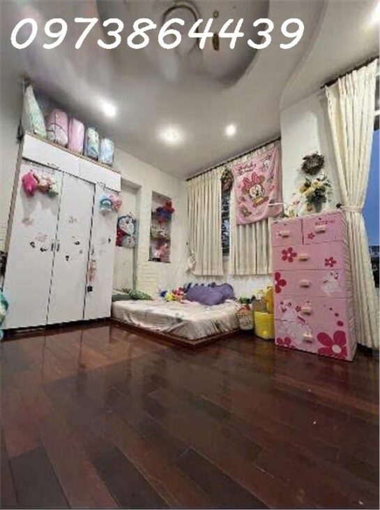 BÁN NHÀ PHỐ 4 TẦNG TRUNG TÂM QUẬN 1- LÊ THỊ RIÊNG- P.BẾN THÀNH-NGANG 4,8M X 14M- 5PN – 4WC – GIÁ 23