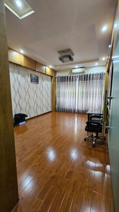 NHÀ PHÂN LÔ – KINH DOANH – CÁCH PHỐ 30M – LÔ GÓC – PHÂN LÔ Ô TÔ TRÁNH – NGÕ THÔNG – KINH DOANH –