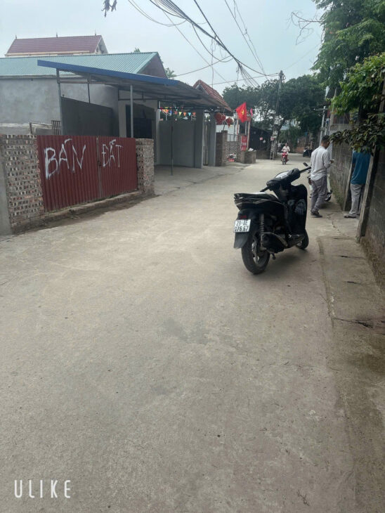 Đất mặt đường kinh doanh tại Phú Bến Thụy Hương phường Chương Mỹ