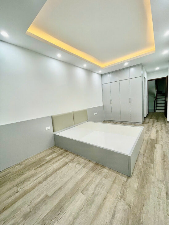 Siêu phẩm Phú Đô 6 tầng ngõ ô tô 7 chỗ vào nhà, mới tinh, thang máy chạy vù vù