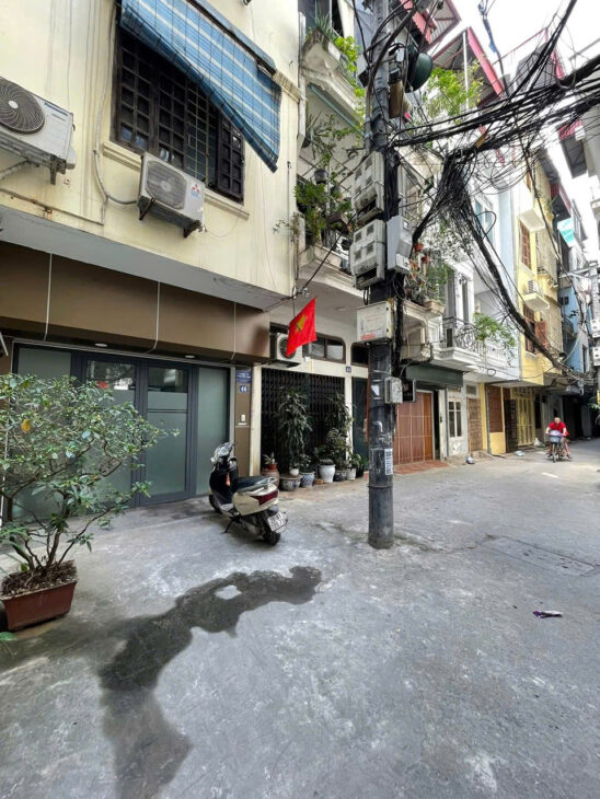 siêu phẩm Đông Đa,hai mặt ngõ ô tô thoáng, kinh doanh,ngõ thông,60m2,5T,16 tỷ5