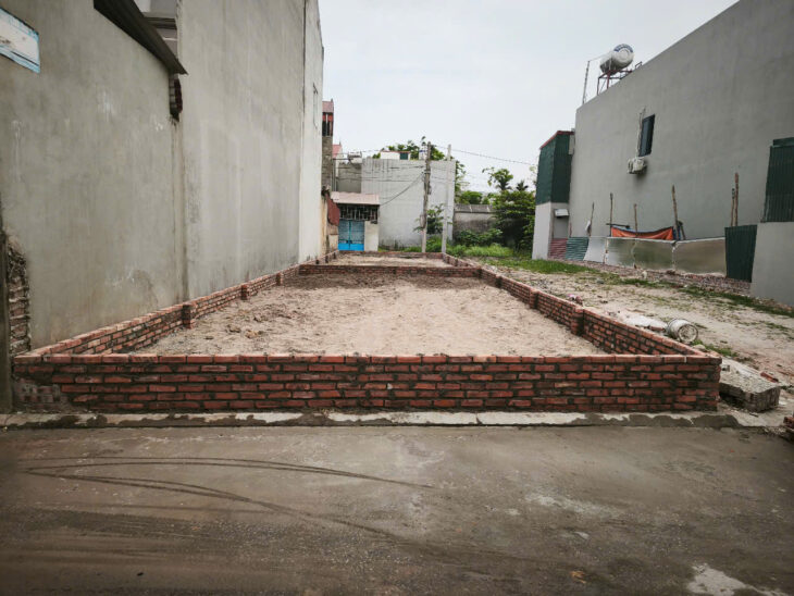 BÁN ĐẤT 76.9M2 LỖ GIAO VIỆT HÙNG ĐÔNG ANH – CỔNG SVĐ QUỐC GIA