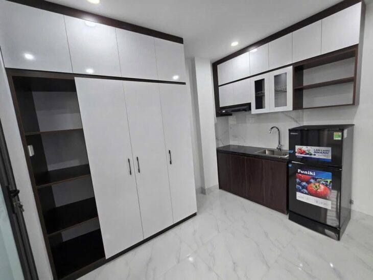 TOÀN CHDV QUẬN BA ĐÌNH – 40M RA MẶT PHỐ – 15 PHÒNG, DOANH THU 100TR/THÁNG – GIÁ 15 TỶ