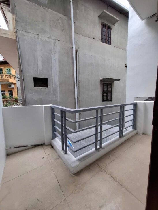 45m 5 tầng 6 ngủ khép kín full nội thất nhà cạnh trường cấp 3 lê lợi bà triệu hà đông giá 8tỷ