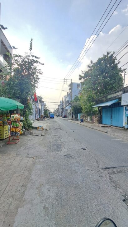 MẶT TIỀN KINH DOANH ĐỈNH – GIAO QUỐC LỘ 13 – 100M² – 4 TẦNG – GIÁ GIẢM SỐC CÒN 10.5 TỶ