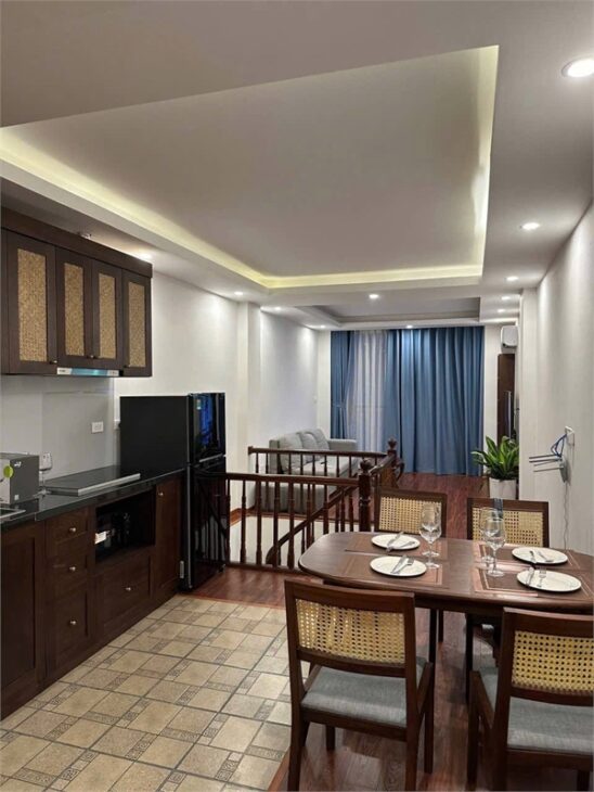 Bán Nhà 7 Tầng Thang Máy – 445 Lạc Long Quân – Dòng Tiền 70 Triệu/Tháng – Sổ Vuông – Chỉ 20.7 Tỷ!