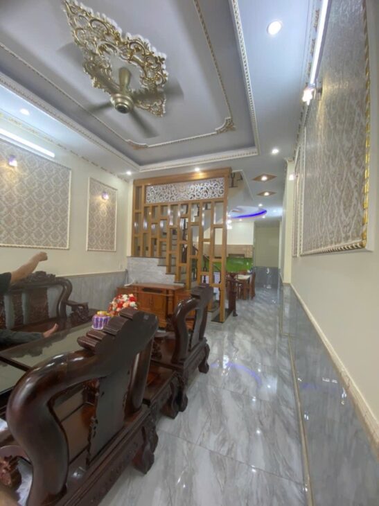 Bán nhà 3 Tầng Dĩ An,đượng nhựa 8m thông thoáng,gần ngã tư Chiêu Liêu