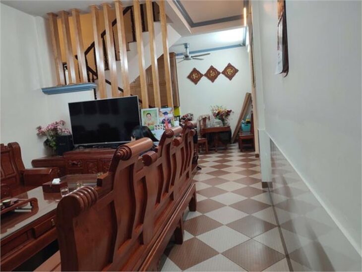 CẦN BÁN NHÀ PHỐ NGUYỄN SƠN,LONG BIÊN HÀ NỘI 20 TỈ