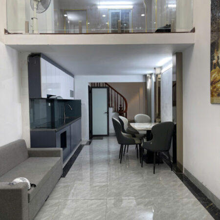 Chính chủ cần bán nhà riêng Khương Trung Thanh Xuân, 30m2, 6 tầng, MT3.2, Giá 6.85 tỷ