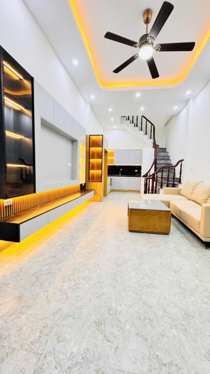 Bán nhà phố Khương Hạ, gần ô tô, gần hồ Khương Hạ, 40M2, 8.75 Tỷ