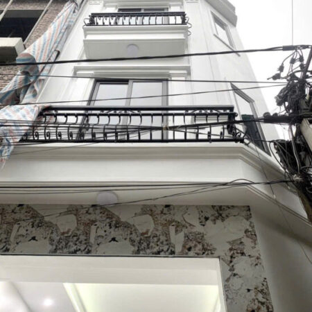 Bán nhà 4 tầng lô góc 2 mặt tiền Ngô Quyền, Hải Dương giá chỉ 4.x tỷ