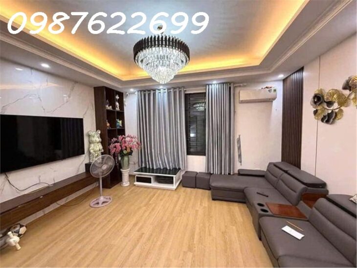 BÁN NHÀ XUÂN THỦY – CẦU GIẤY- TẶNG FULL NỘI THẤT – GẦN PHỐ, GẦN TRƯỜNG, CHỢ, TTTM, NHỈNH 10 TỶ