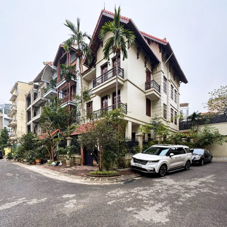 CỰC HIẾM! Bán nhà phân lô vỉa hè Ôtô tránh Cát Linh – Giảng Võ 75m² * 5 tầng giá 26 tỷ