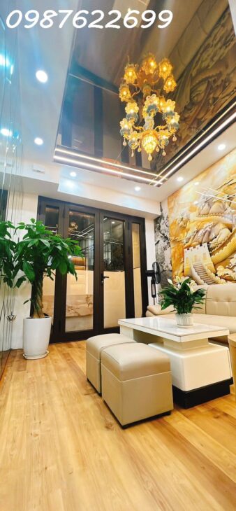 BÁN NHÀ XUÂN THỦY – CẦU GIẤY- NỘI THẤT CAO CẤP – 3 THOÁNG – GẦN TRƯỜNG, CHỢ, TTTM, CHỈ 7,x TỶ
