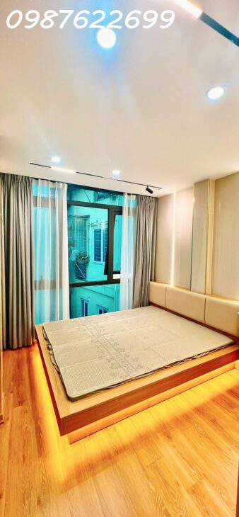 BÁN NHÀ XUÂN THỦY – CẦU GIẤY- NỘI THẤT CAO CẤP – 3 THOÁNG – GẦN TRƯỜNG, CHỢ, TTTM, CHỈ 7,x TỶ