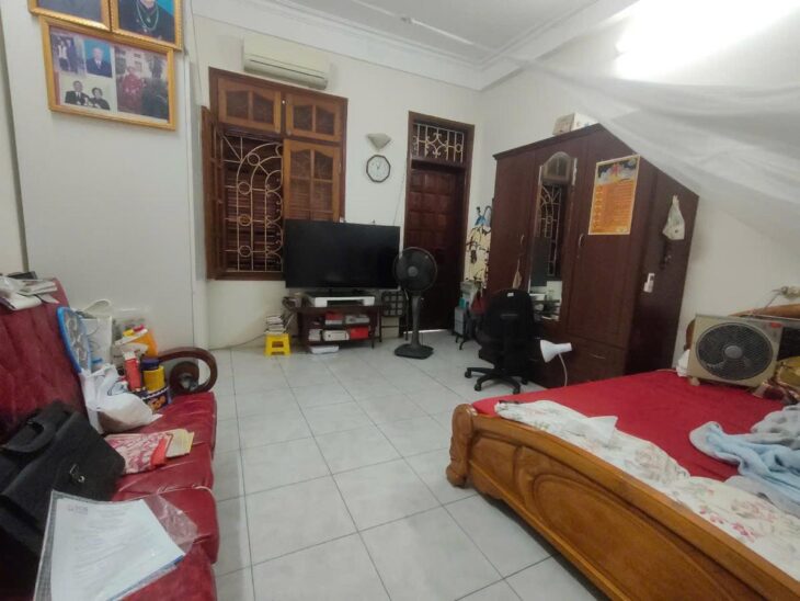 PHÂN LÔ PHÙNG CHÍ KIÊN – HOÀNG QUỐC VIỆT ÔTÔ VÀO NHÀ – NGÕ THÔNG 2 THOÁNG – 72M*4T