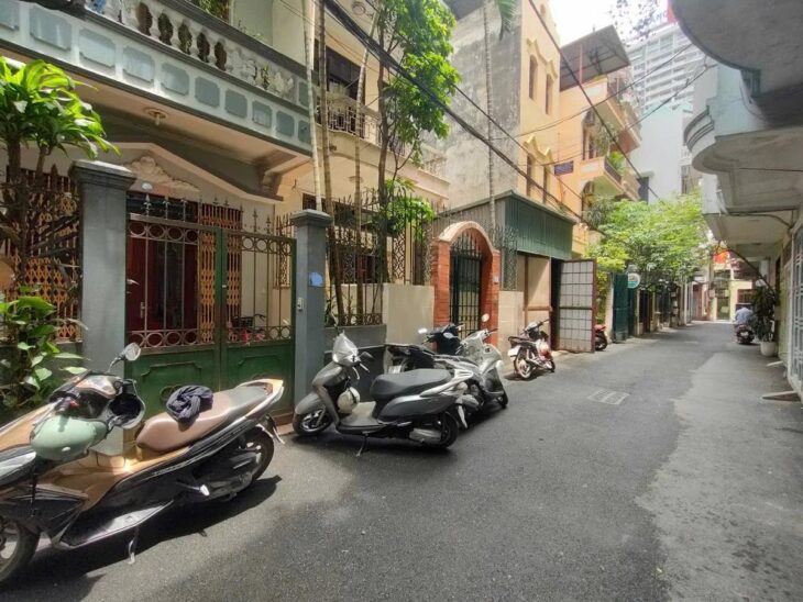 PHÂN LÔ PHÙNG CHÍ KIÊN – HOÀNG QUỐC VIỆT ÔTÔ VÀO NHÀ – NGÕ THÔNG 2 THOÁNG – 72M*4T