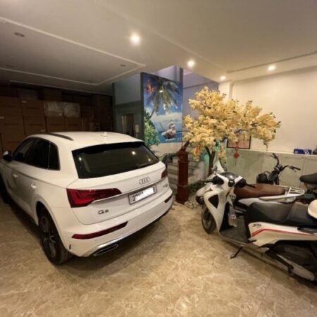 PHÂN LÔ HOÀNG QUỐC VIỆT – THANG MÁY – ÔTÔ VÀO NHÀ – 75M*6T – SỔ VUÔNG ĐẸP