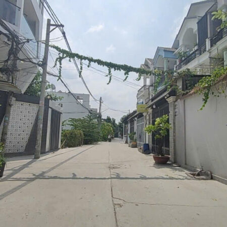 Nhà đẹp HXH TX33 gần UBND P.Thạnh Xuân cần bán nhanh 51m2, trệt 1 lửng 2 lầu, 4PN hơn 4Tỷ