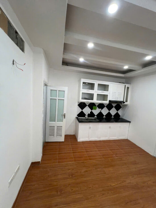 Bán căn 2Pn 46m cực đẹp tại 73 Hoàng Ngân, Thanh Xuân