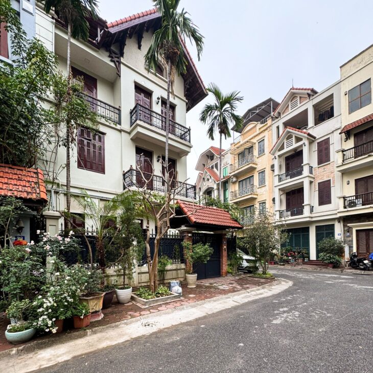 CỰC HIẾM! Bán nhà phân lô vỉa hè Ôtô tránh Cát Linh – Giảng Võ 75m² * 5 tầng giá 26 tỷ