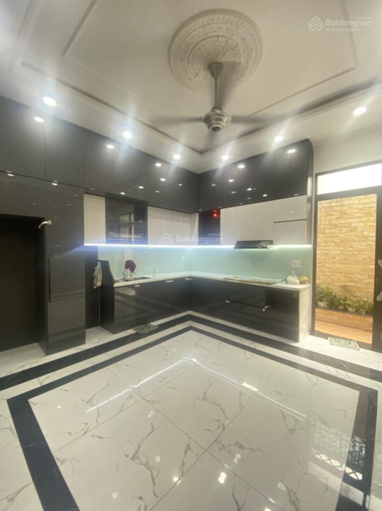 ???? Bán nhà Cao Thắng, Q.10, hẻm 2 mặt thông, 9.x tỷ!