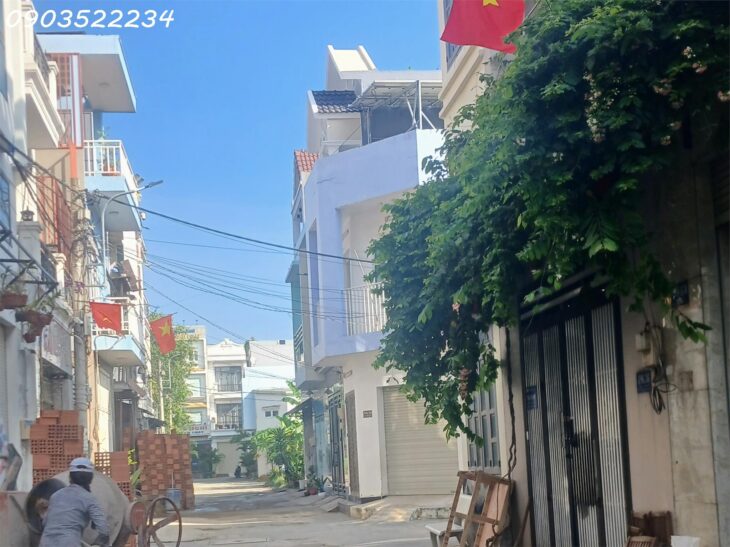 Bán NP mặt phố Lã Xuân Oai, 4,6 tỷ, 50,2m2, Q9, HCM Chính chủ Hot!