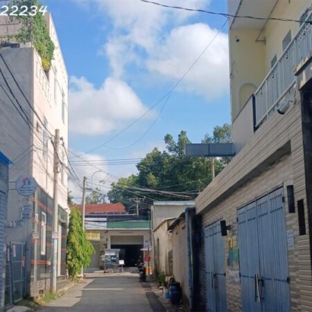 Bán nhà mặt phố Võ Văn Hát, 5,35 tỷ, 113m2 view đẹp, Q9, HCM