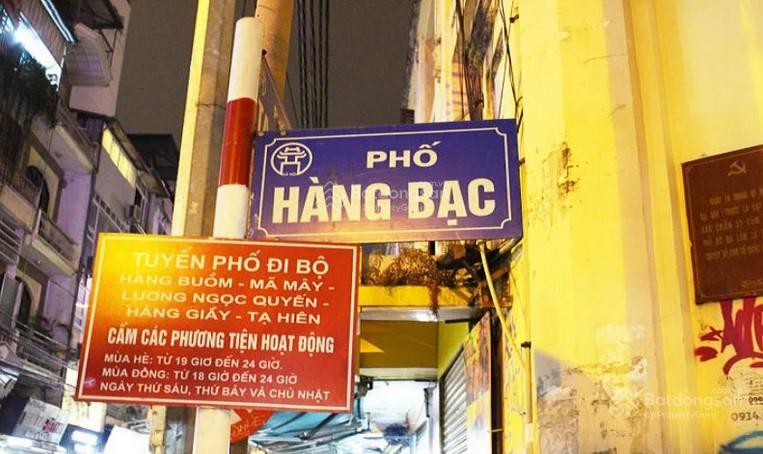 Cho thuê nhà cổ Hàng Bạc MT 8m, phù hợp các loại kinh doanh