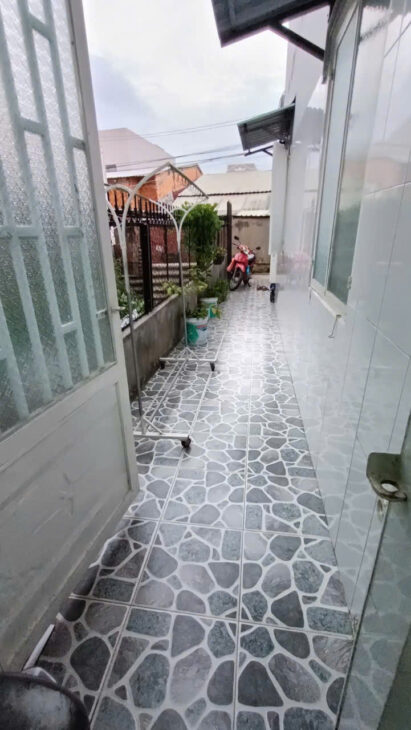 23. Chủ Cần bán nhà gấp 750 triệu gần chợ Trà Nóc