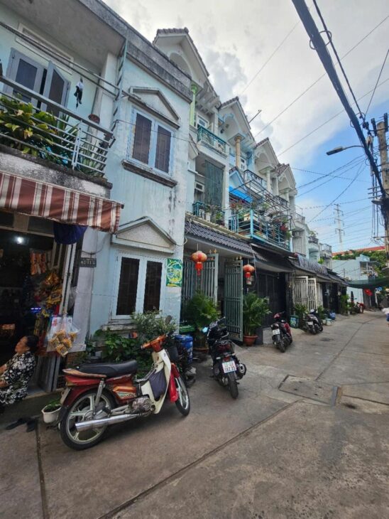 BÁN NHÀ MỚI, HXH THÔNG, 3 TẦNG, HOÀN CÔNG ĐỦ, NGAY NGUYỄN THỊ TÚ, BHH, BÌNH TÂN