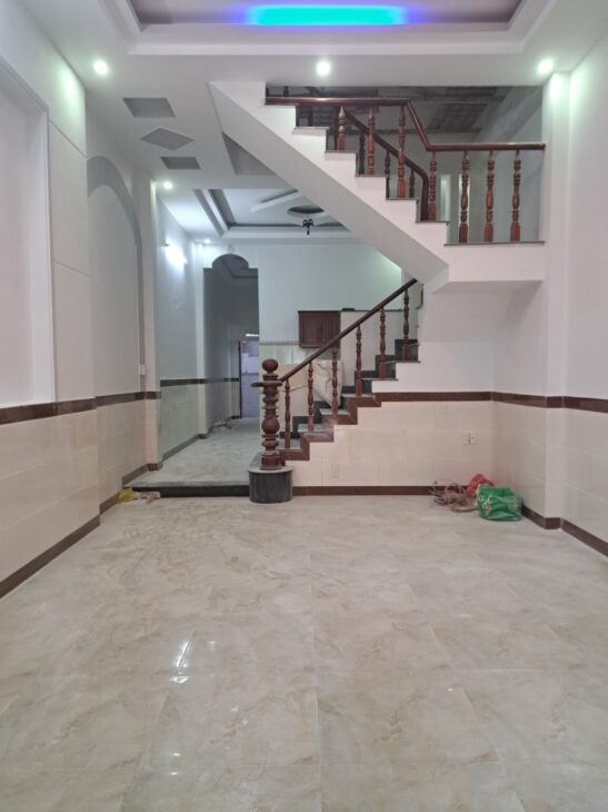 Bán nhà Trệt Lầu Đông Hòa,đường_Sân xe hơi,cách đường lớn chỉ 50m