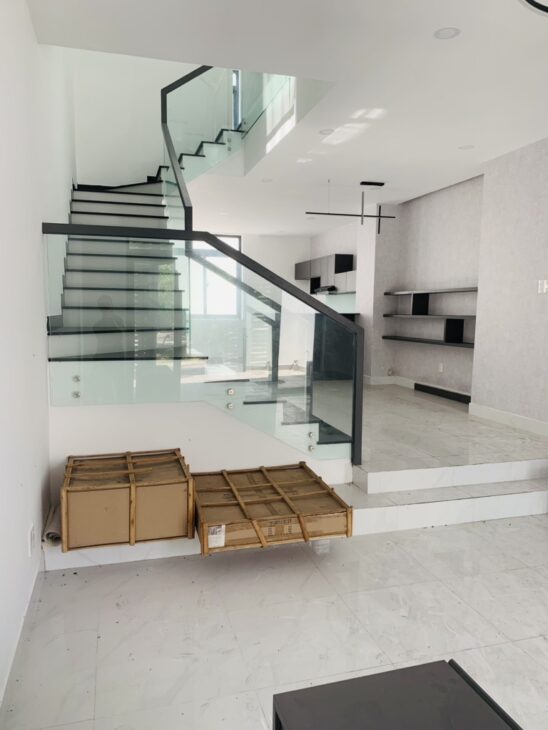 HOT, BÁN GẤP NHÀ KDC PHÚ LỢI, VỊ TRÍ ĐẸP DT: 100M2 (5X 20M) 4T, 4PN, 5WC CHỈ 7.8 TỶ