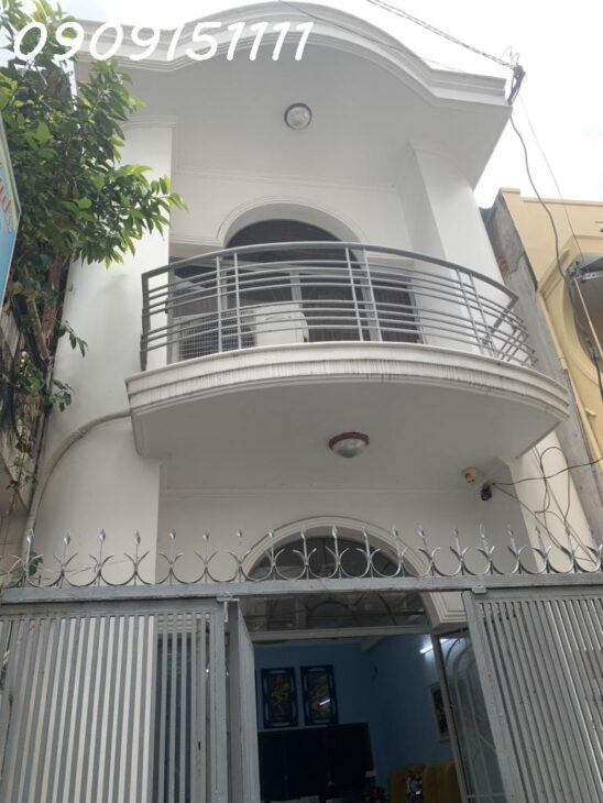 BÁN GẤP NHÀ 2 TẦNG- GẦN KHU HIM LAM- QUẬN 7- 75M2- CHỈ 8 TỶ