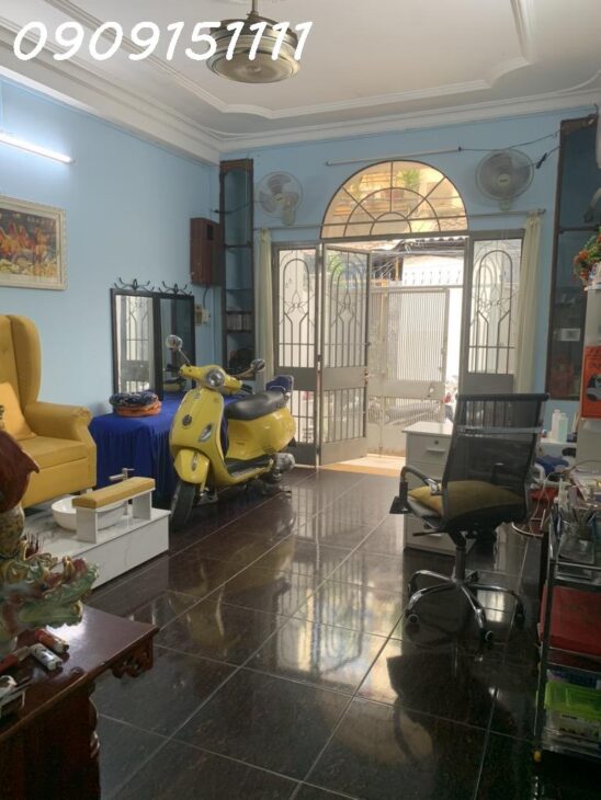 BÁN GẤP NHÀ 2 TẦNG- GẦN KHU HIM LAM- QUẬN 7- 75M2- CHỈ 8 TỶ