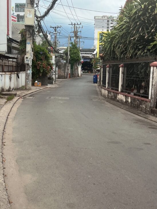 PHAN VĂN HỚN, Q12 – XE HƠI VÀO NHÀ – GẦN 100M2 – NGANG 4.5M – CHỈ 6.1 TỶ.