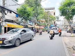 CHỈ TỪ 5 TỶ SỞ HỮU NGAY NHÀ ĐẸP DẠ NAM TRUNG TÂM Q8, 5P QUA Q1 VÀ Q5, 3 TẦNG, HẺM XE HƠI THÔNG