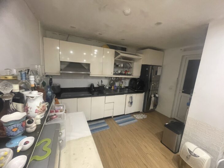 Bán nhà Hoàng Hoa Thám, Ba Đình, 3 gác, 59.1m2, 4 tầng, Mt 5m, chỉ 12.8 tỷ