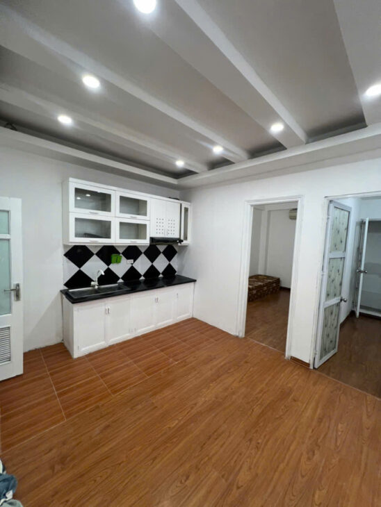 Bán căn 2Pn 46m cực đẹp tại 73 Hoàng Ngân, Thanh Xuân