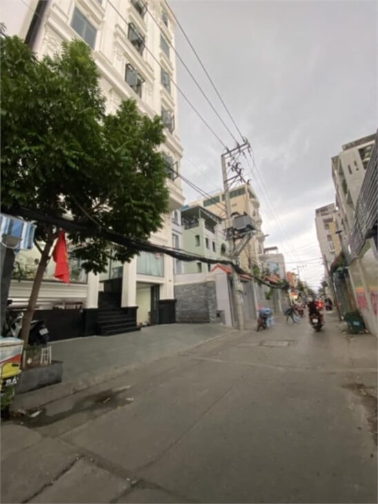 nhà mặt tiền hẻm xe hơi lâm văn bền DT148m2