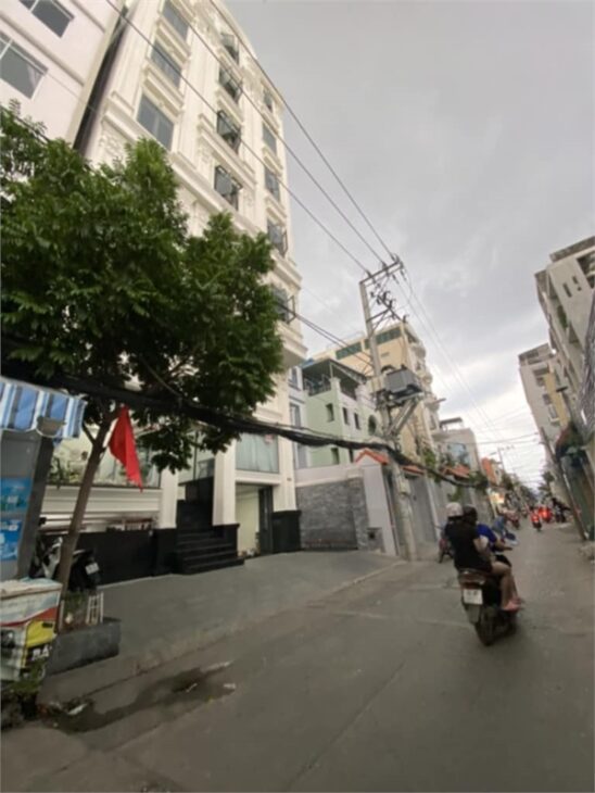 nhà mặt tiền hẻm xe hơi lâm văn bền DT148m2