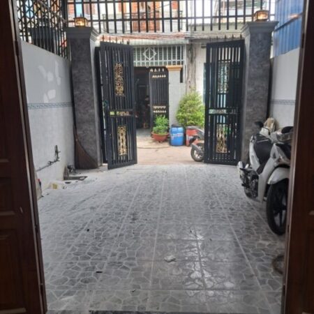 Bán nhà Trệt Lầu Đông Hòa,đường_Sân xe hơi,cách đường lớn chỉ 50m