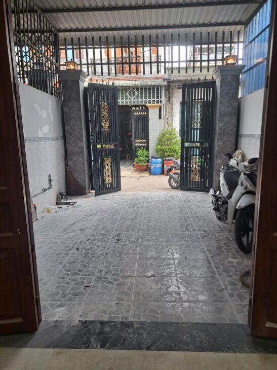 Bán nhà Trệt Lầu Đông Hòa,đường_Sân xe hơi,cách đường lớn chỉ 50m