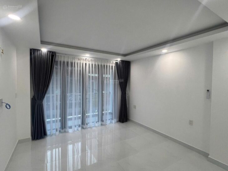Bán nhà Lê Hồng Phong, Q.10, 50m², nở hậu, 8,x tỷ