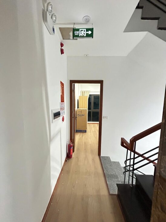 Bán nhà Trần Duy Hưng, Cầu Giấy, ngõ nông 3 gác, 50m2, 6 tầng, Mt 4m, chỉ 17.4 tỷ